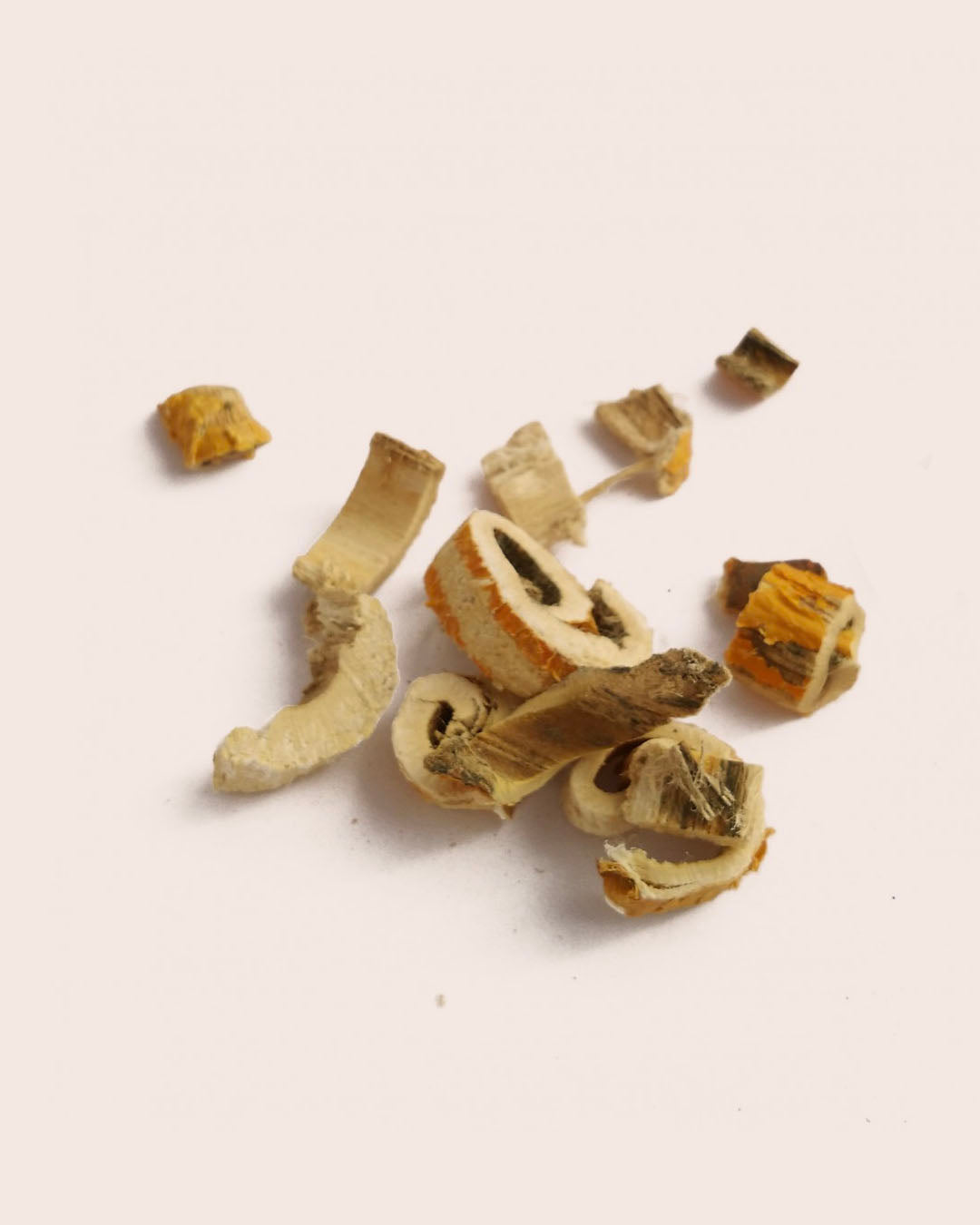 Cystic-acne-ingredient3-Cortex Mori 桑白皮.jpg